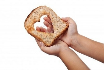 Προσφορά τροφίμων για τον Σύλλογο Εθελοντών Αιμοδοτών Ν. Αχαΐας "Ο ΑΙΜΟΔΟΤΗΣ''